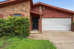 15722 Corsair Rd, Houston, TX 77053 - Photo 2