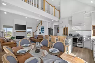 990 Peachtree, Gilchrist, TX 77617 - Photo 14