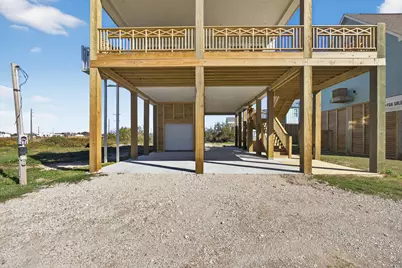 990 Peachtree, Gilchrist, TX 77617 - Photo 36