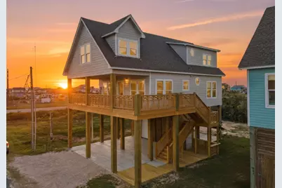 990 Peachtree, Gilchrist, TX 77617 - Photo 1