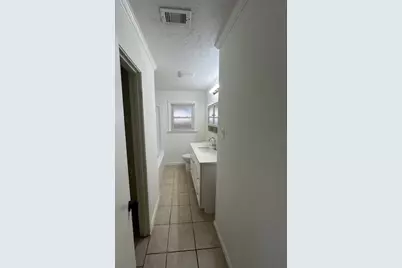 19 28th Street, Texas City, TX 77590 - Photo 12