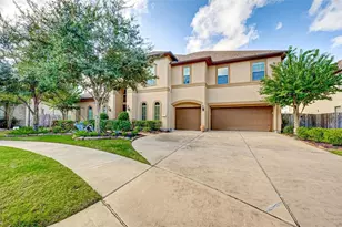 2914 Cotswold Lane, Sugar Land, TX 77479 - Photo 1