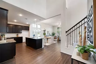 207 Canvasback Dr, Clute, TX 77531 - Photo 4