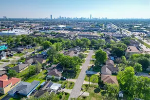 3222 Jarvis St, Houston, TX 77063 - Photo 28