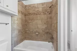 539 Wisteria St, Bellaire, TX 77401 - Photo 28