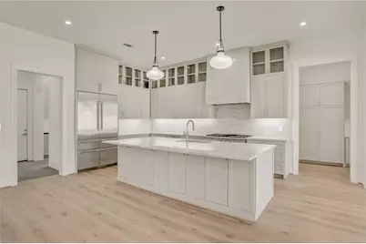 7908 Westwood Drive, Houston, TX 77055 - Photo 12