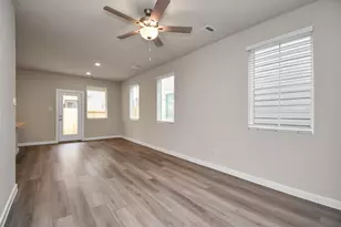 8408 Rising Stream Dr, Houston, TX 77063 - Photo 10