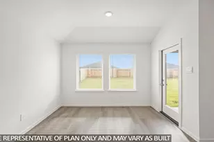 102 Rustic Crk Ct, Dayton, TX 77535 - Photo 6