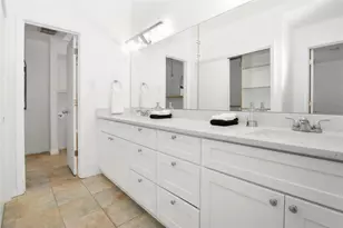 42 Skyflower Dr, The Woodlands, TX 77381 - Photo 22