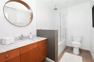 42 Skyflower Dr, The Woodlands, TX 77381 - Photo 24