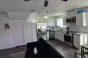 5717 Polly St, Houston, TX 77016 - Photo 2