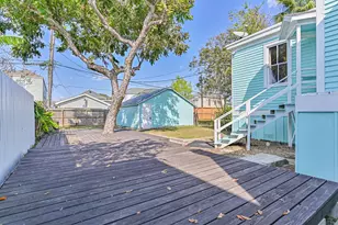 1220 Ave M 1/2, Galveston, TX 77550 - Photo 34