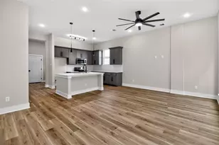 4217 Mallow St, Houston, TX 77051 - Photo 4