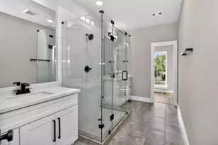 4217 Mallow St, Houston, TX 77051 - Photo 8