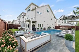 3503 Kensington Gdns Ln, Houston, TX 77055 - Photo 4