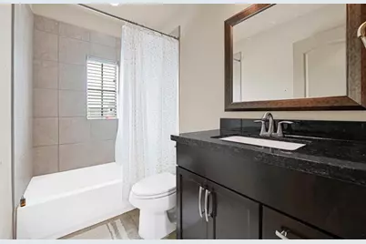 1531 Woodbend Park W, Houston, TX 77055 - Photo 26