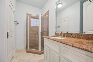 2128 Harold St, Houston, TX 77098 - Photo 10