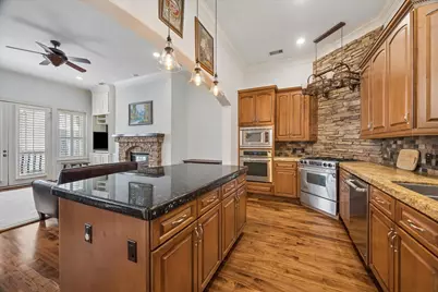 2128 Harold Street #A, Houston, TX 77098 - Photo 2