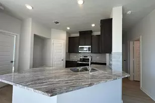 134 Lacebark Loop, Huntsville, TX 77320 - Photo 4