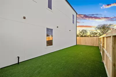 6413 Lamayah Street W, Houston, TX 77091 - Photo 28