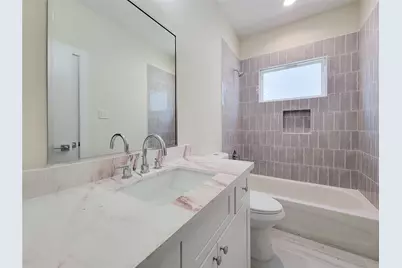 5931 Beall Street #B, Houston, TX 77091 - Photo 32