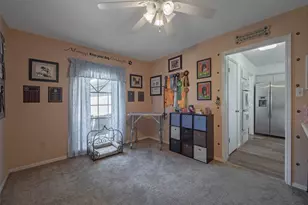 16111 La Cabana Dr, Houston, TX 77062 - Photo 6