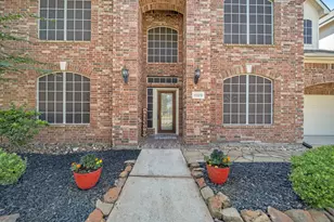 12703 Songhollow Dr, Tomball, TX 77377 - Photo 6