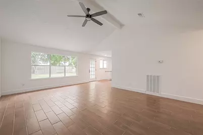 3814 Maplewood Drive, La Porte, TX 77571 - Photo 10
