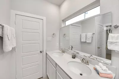 8207 Rising Stream Drive, Houston, TX 77063 - Photo 42
