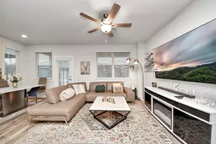 8207 Rising Stream Dr, Houston, TX 77063 - Photo 6