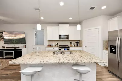 8207 Rising Stream Drive, Houston, TX 77063 - Photo 20