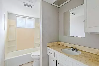 1006 Fruitvale Drive, Houston, TX 77038 - Photo 10