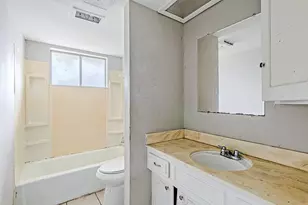 1006 Fruitvale Dr, Houston, TX 77038 - Photo 10