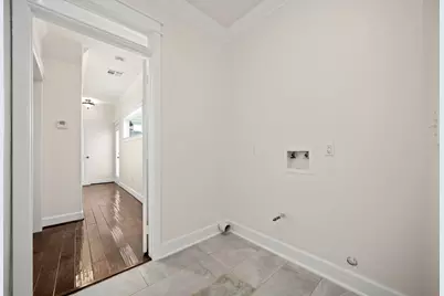 110 Kendall Street, Houston, TX 77003 - Photo 18