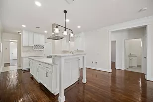 110 Kendall St, Houston, TX 77003 - Photo 6
