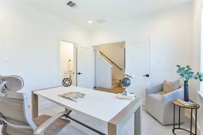 1016 W 15th 1/2 Street #B, Houston, TX 77008 - Photo 8