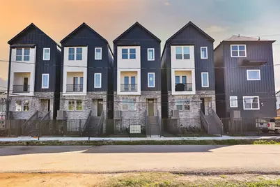 1016 W 15th 1/2 Street #B, Houston, TX 77008 - Photo 4