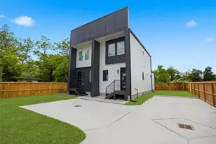 6103 Shotwell St, Houston, TX 77028 - Photo 2