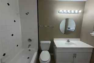 7306 Troulon Dr, Houston, TX 77074 - Photo 16