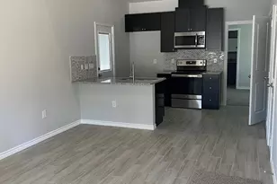 16871 W Ivanhoe, Montgomery, TX 77316 - Photo 2
