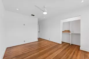 1845 Huge Oaks St, Houston, TX 77055 - Photo 20