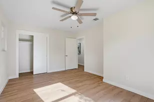 4738 Briarbend Dr, Houston, TX 77035 - Photo 22