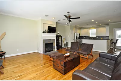 1613 Detering Street, Houston, TX 77007 - Photo 8