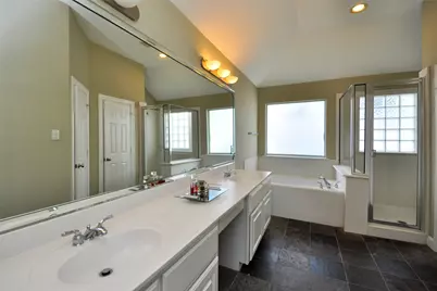 1613 Detering Street, Houston, TX 77007 - Photo 20