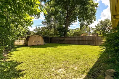 2322 Poinciana Drive, Houston, TX 77018 - Photo 32