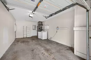 2322 Poinciana Dr, Houston, TX 77018 - Photo 28