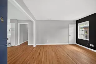 2322 Poinciana Dr, Houston, TX 77018 - Photo 4