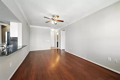 7575 Kirby Drive #2204, Houston, TX 77030 - Photo 14