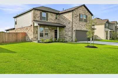 11526 Youngquist Drive, Mont Belvieu, TX 77535 - Photo 2