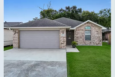 3211 Avenue G, Nederland, TX 77627 - Photo 2